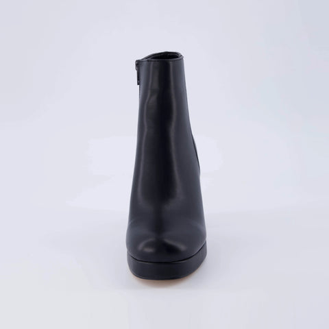 Dish Heeled Boot