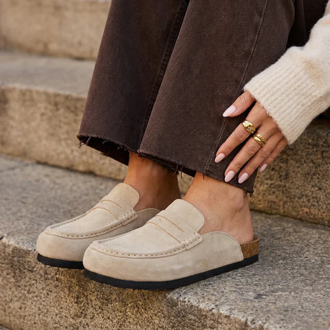 Fondu Leather Clogs
